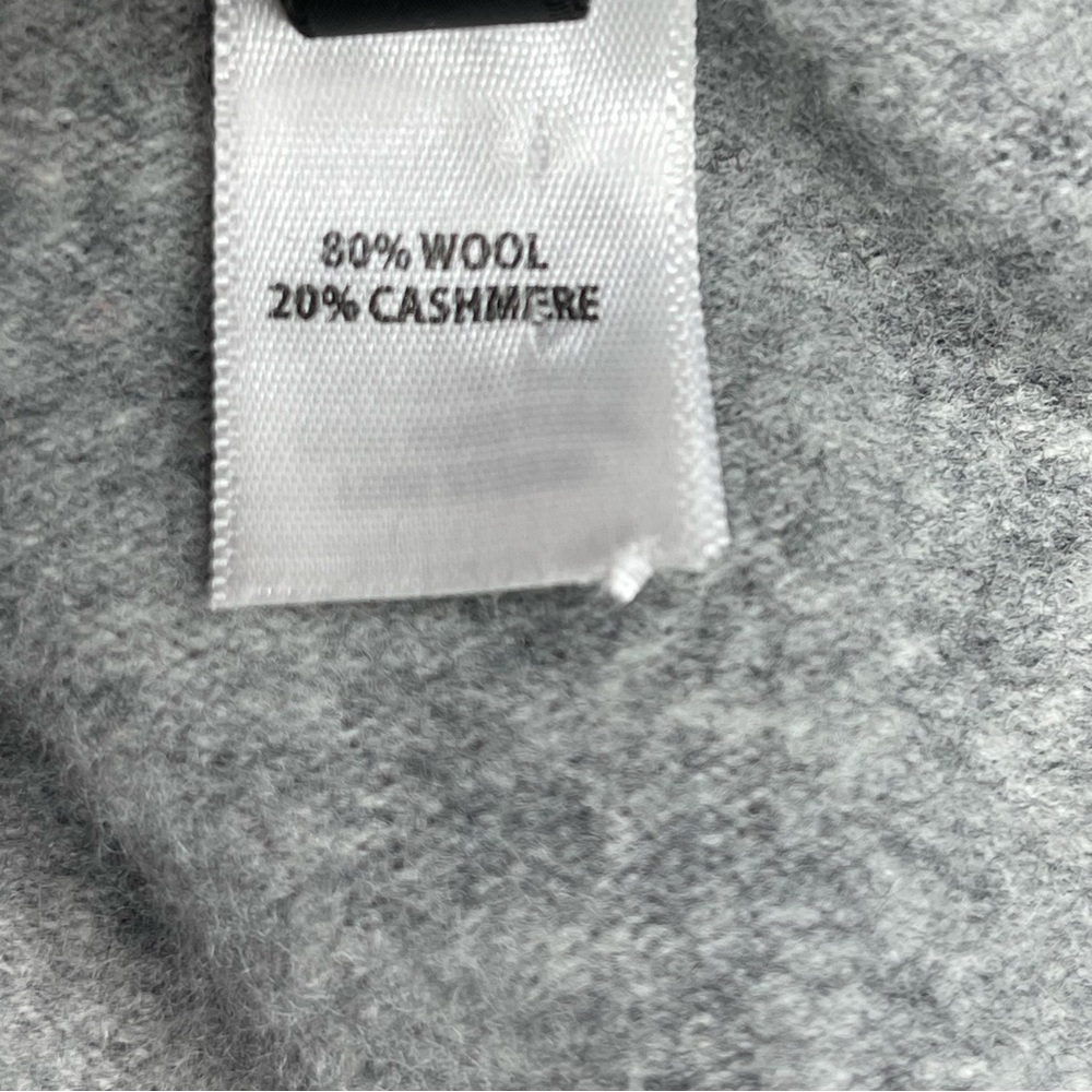 St. John Two-tone wrap cape poncho gray/ivory wool cashmere blend size PS - Picture 8 of 9